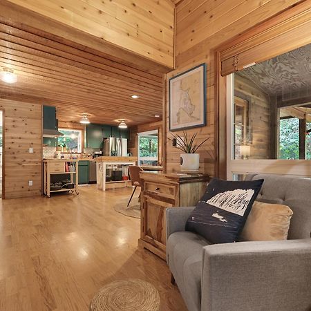 Woods Waves: Luxury Coast Cabin King Beds Pets Tillamook Esterno foto
