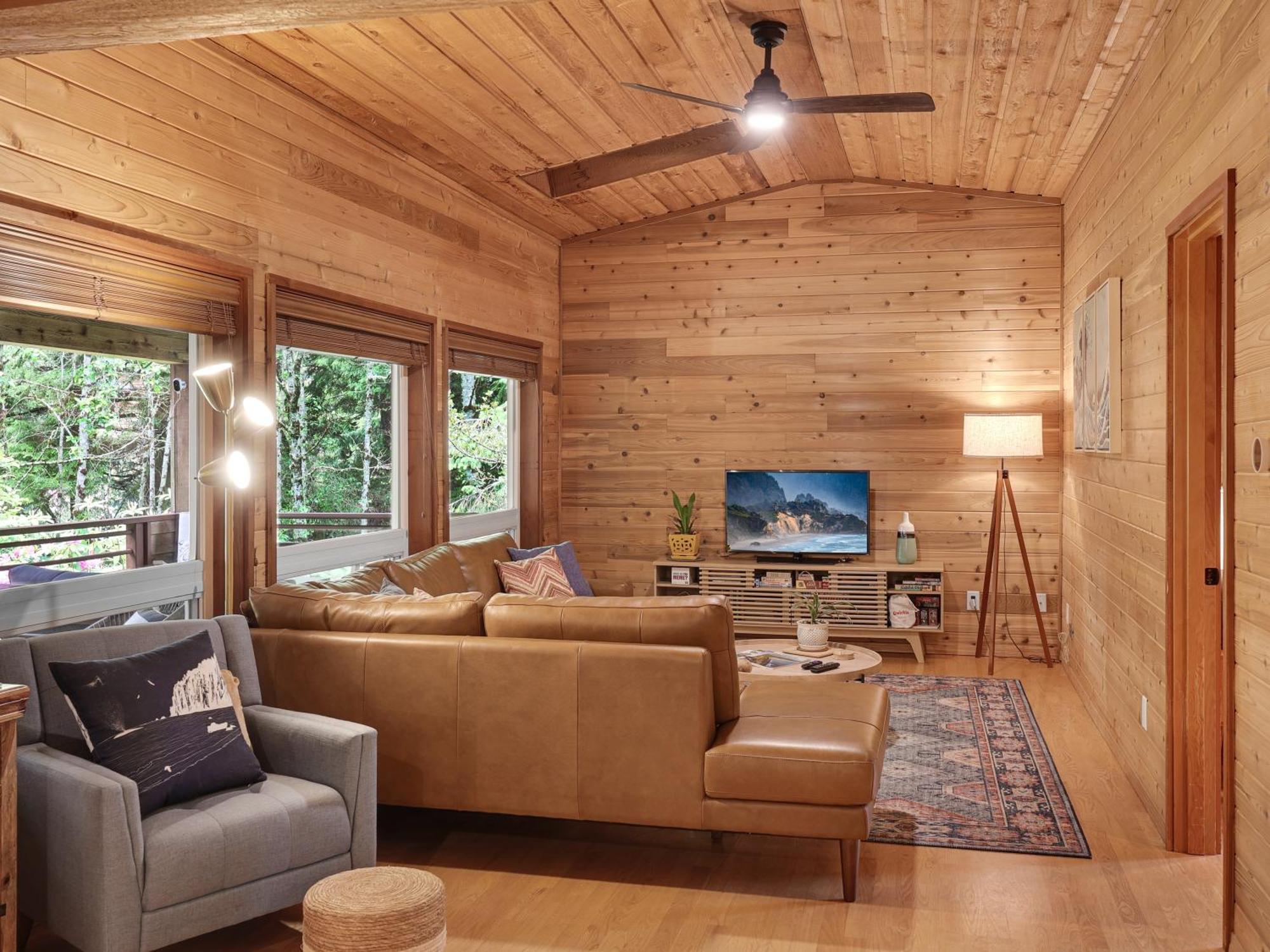 Woods Waves: Luxury Coast Cabin King Beds Pets Tillamook Esterno foto