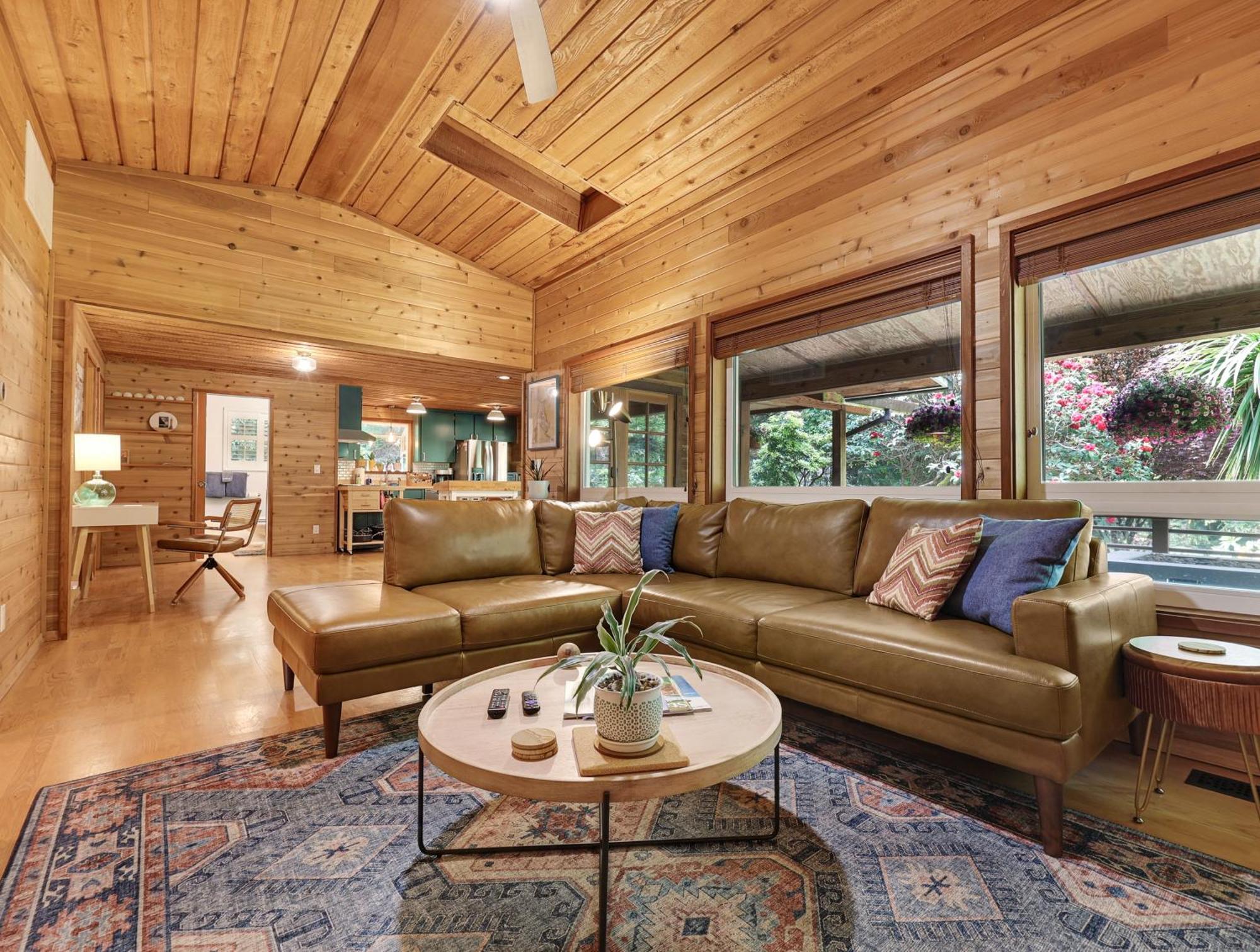Woods Waves: Luxury Coast Cabin King Beds Pets Tillamook Esterno foto