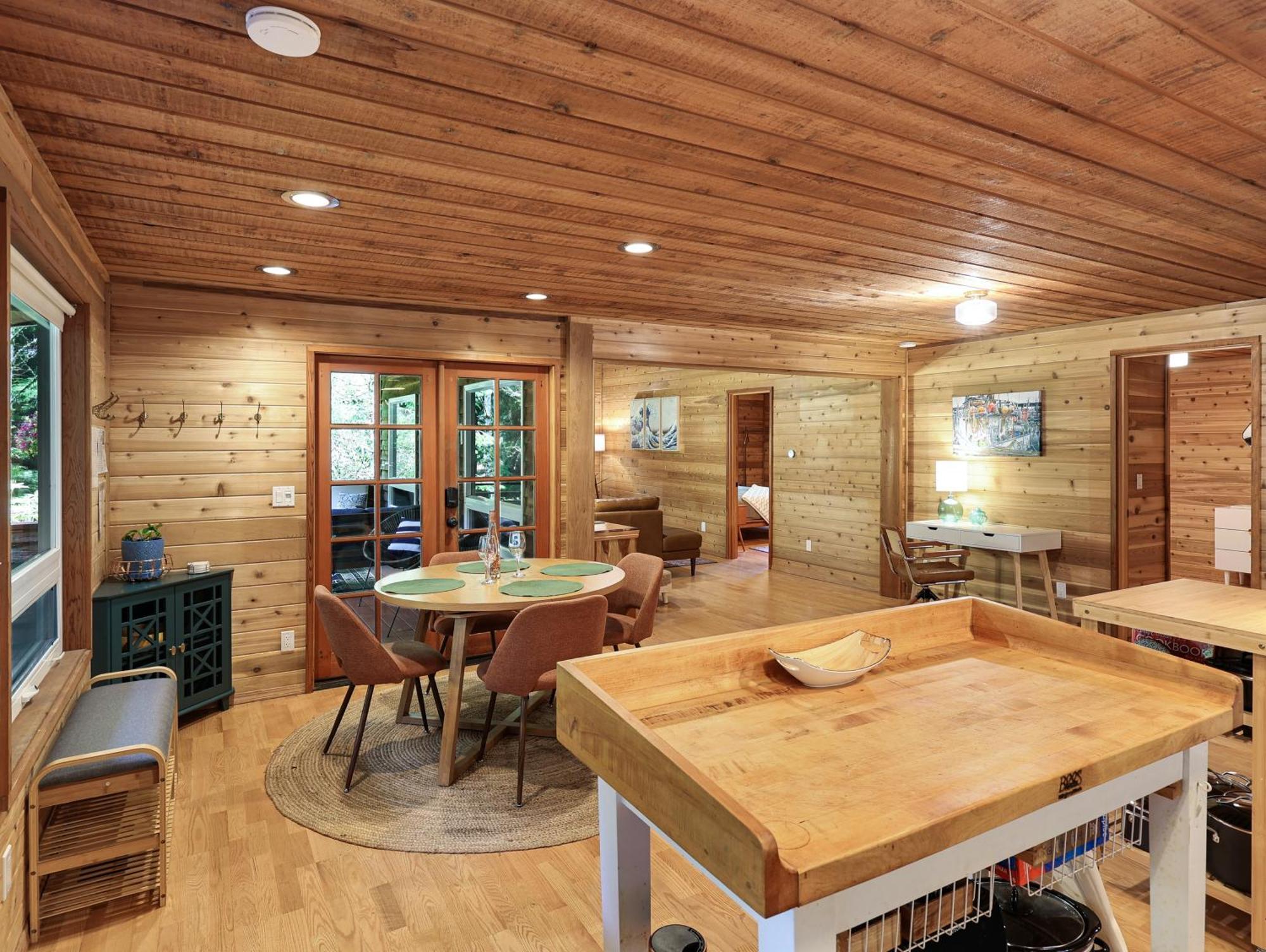 Woods Waves: Luxury Coast Cabin King Beds Pets Tillamook Esterno foto